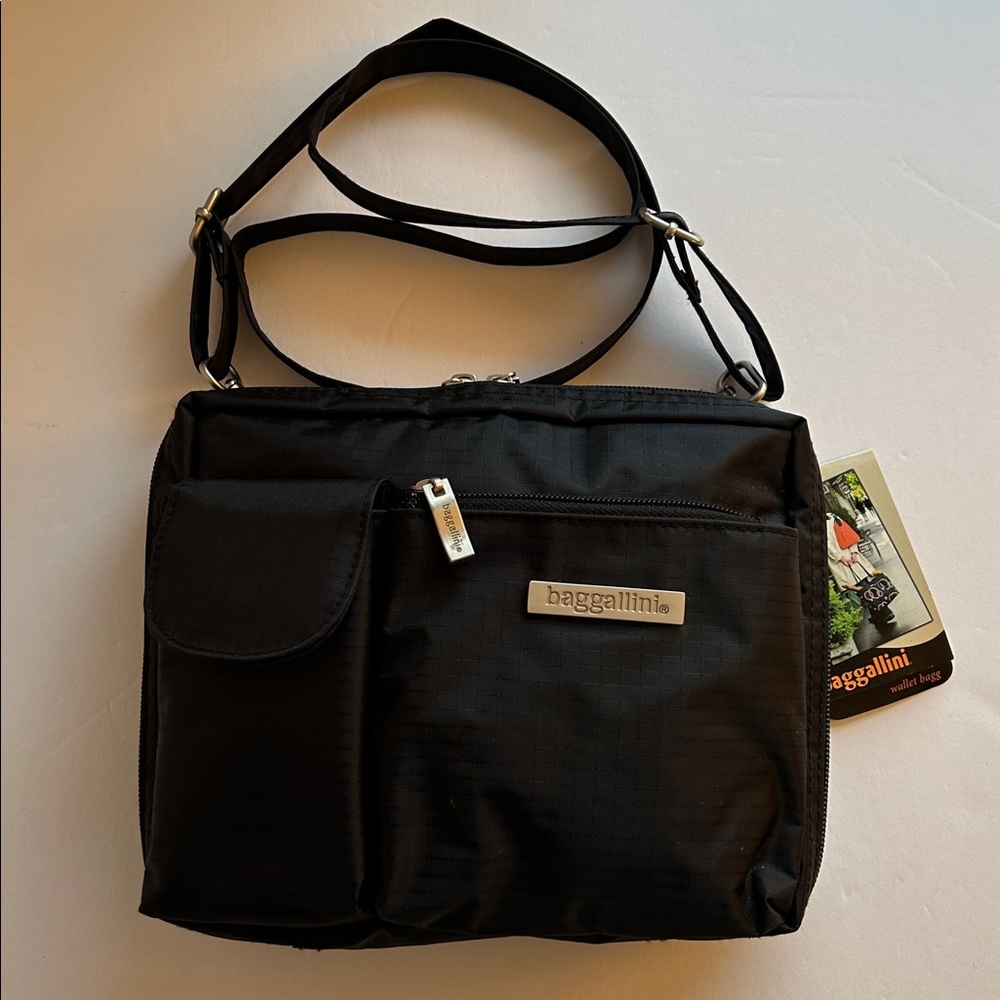 NWT Baggallini Wallet Bag Crossbody in Black